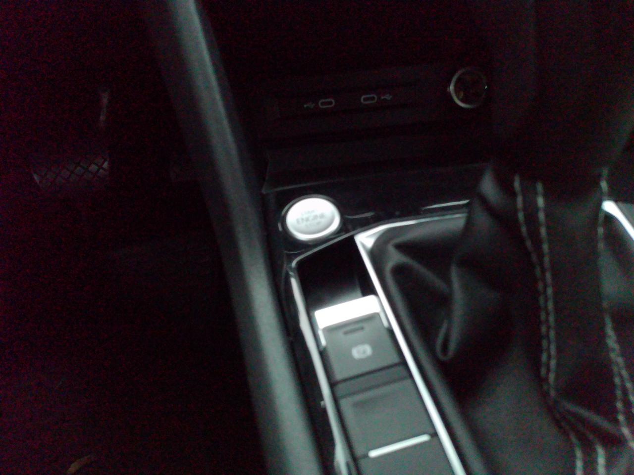 2023 Volkswagen Taos Trendline Photo