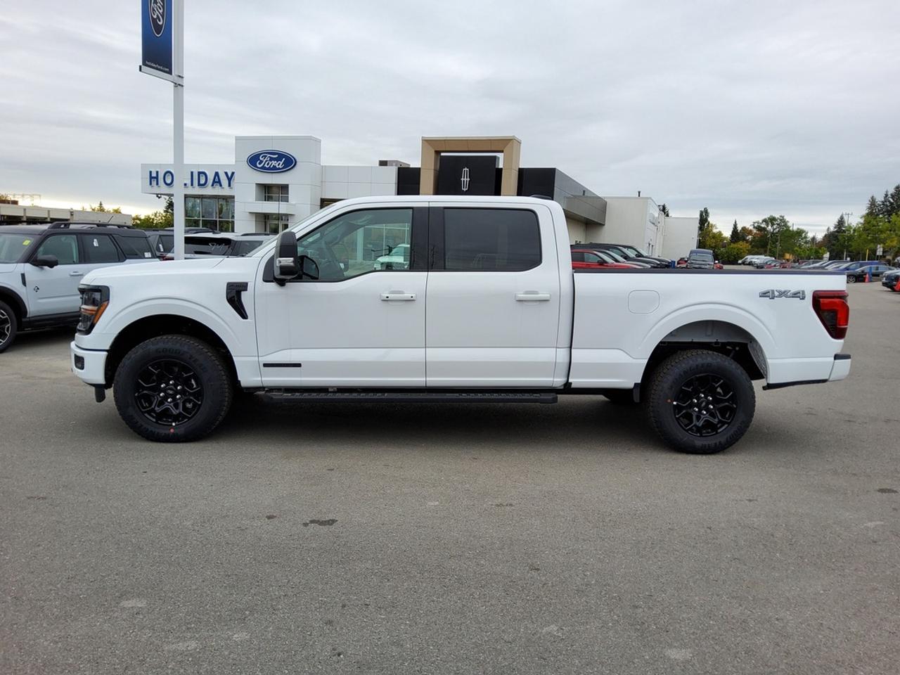 2026 Ford F-150 XLT Photo2