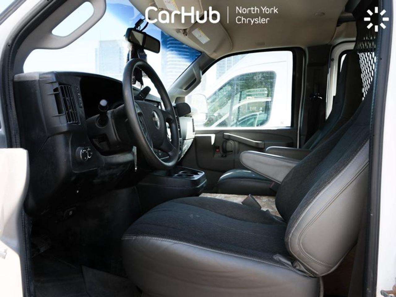 2020 GMC Savana Cargo Van 6.0L V8  2500 Heavy-Duty Cargo Van Backup Camera + Cruise Contro Photo