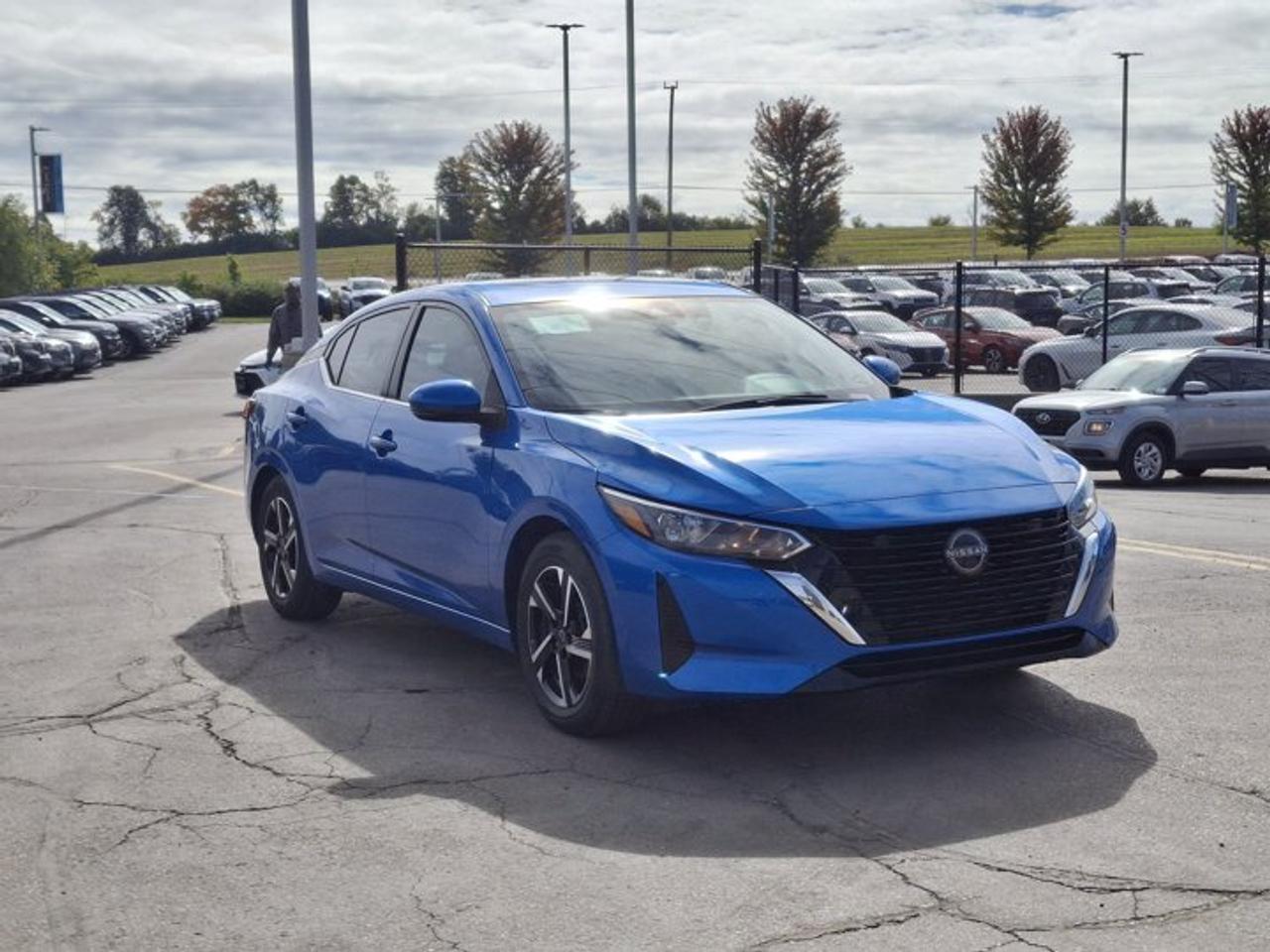2024 Nissan Sentra SV | Sunroof | Heated Seats + Steering | Remote Start | Adaptive Cruise | CarPlay | BSM & More ! Photo