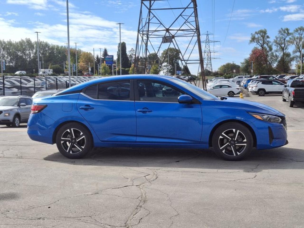 2024 Nissan Sentra SV | Sunroof | Heated Seats + Steering | Remote Start | Adaptive Cruise | CarPlay | BSM & More ! Photo