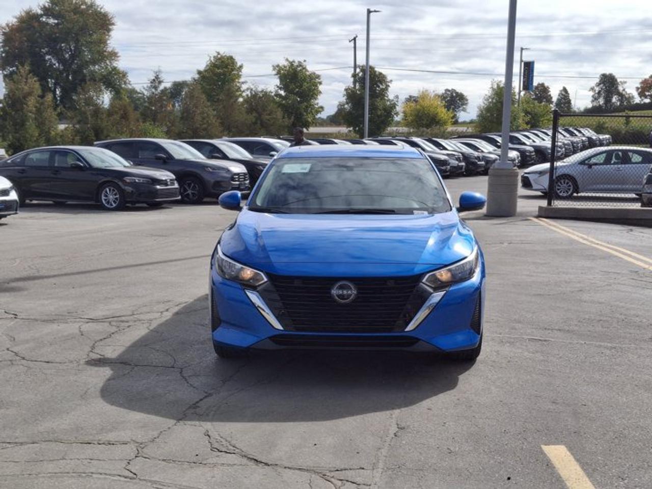 2024 Nissan Sentra SV | Sunroof | Heated Seats + Steering | Remote Start | Adaptive Cruise | CarPlay | BSM & More ! Photo