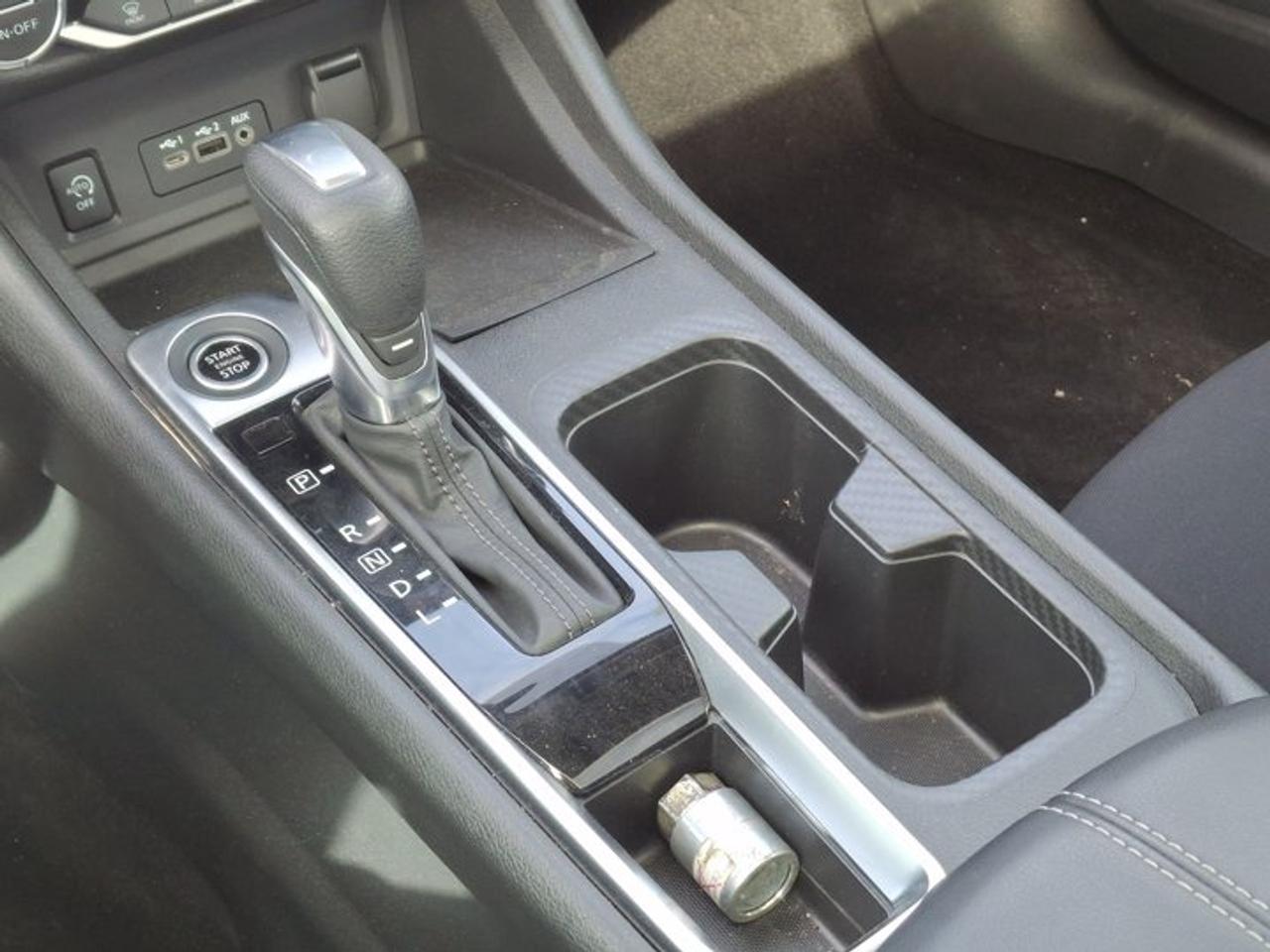 2024 Nissan Sentra SV | Sunroof | Heated Seats + Steering | Remote Start | Adaptive Cruise | CarPlay | BSM & More ! Photo