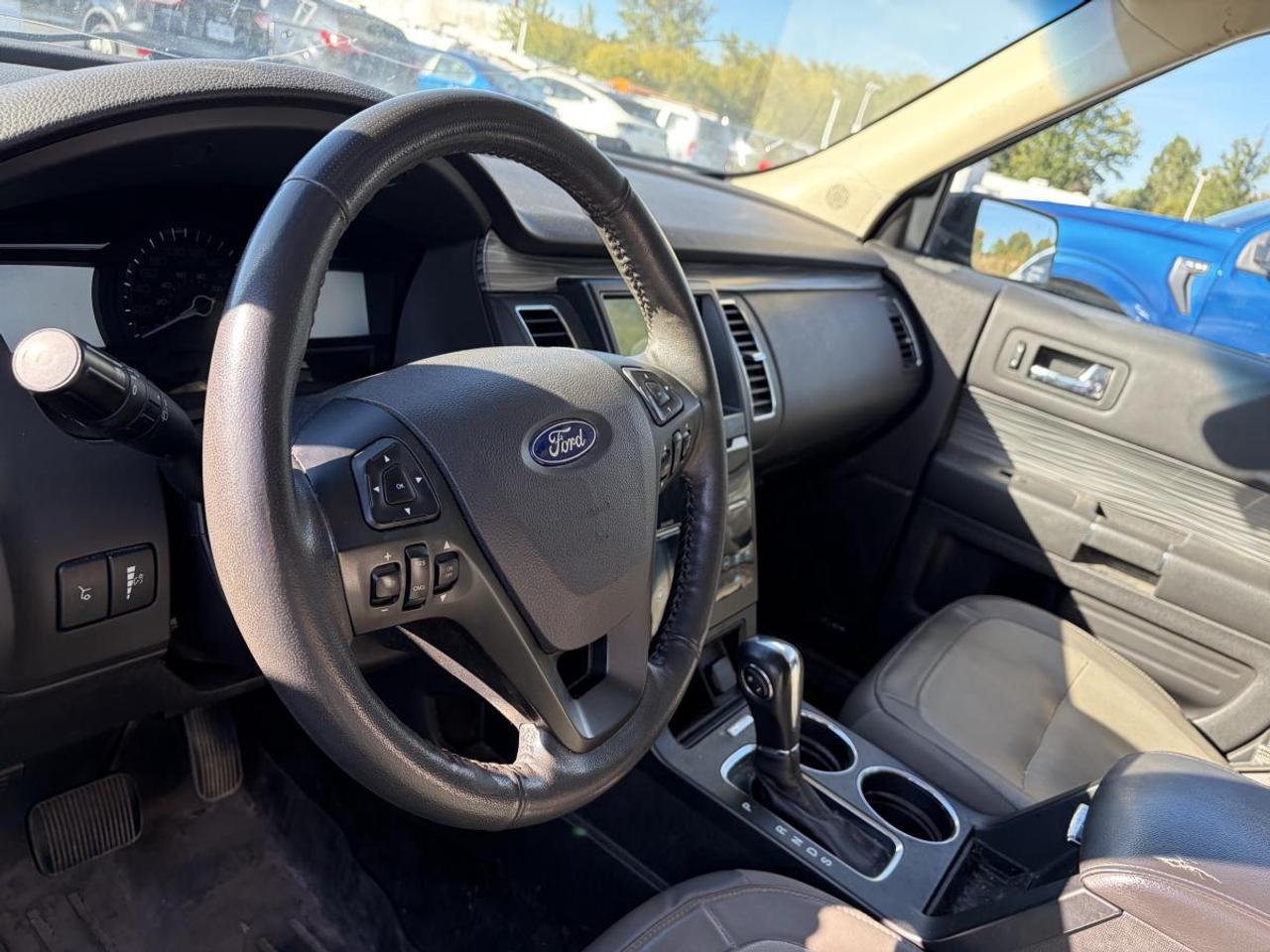 2019 Ford Flex SEL Photo