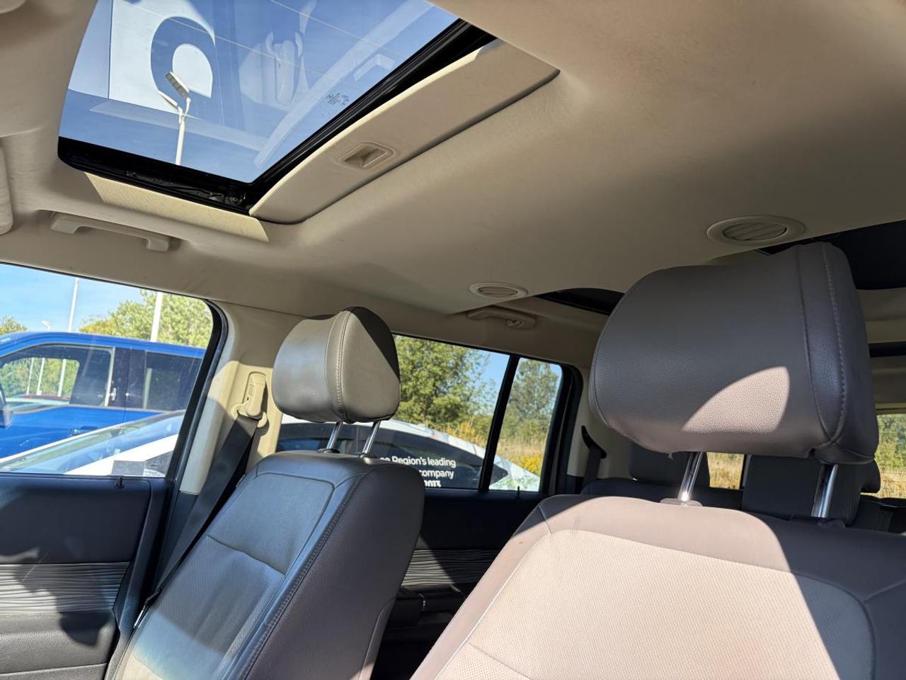 2019 Ford Flex SEL Photo