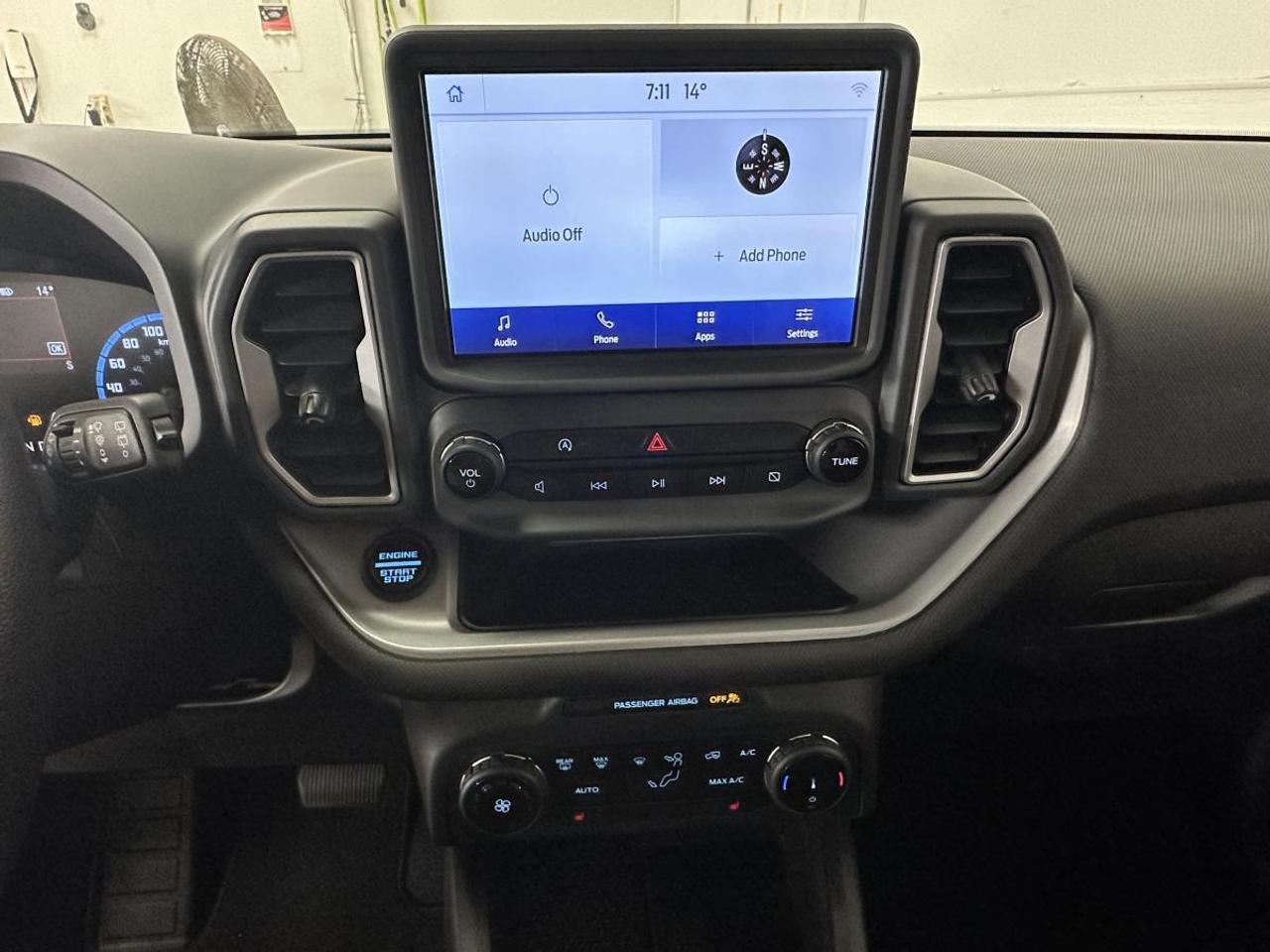 2024 Ford Bronco Sport Big Bend BIG BEND/4WD/PWR HEATED SEATS/REMOTE START/OFF 1 OWNER LEASE! Photo