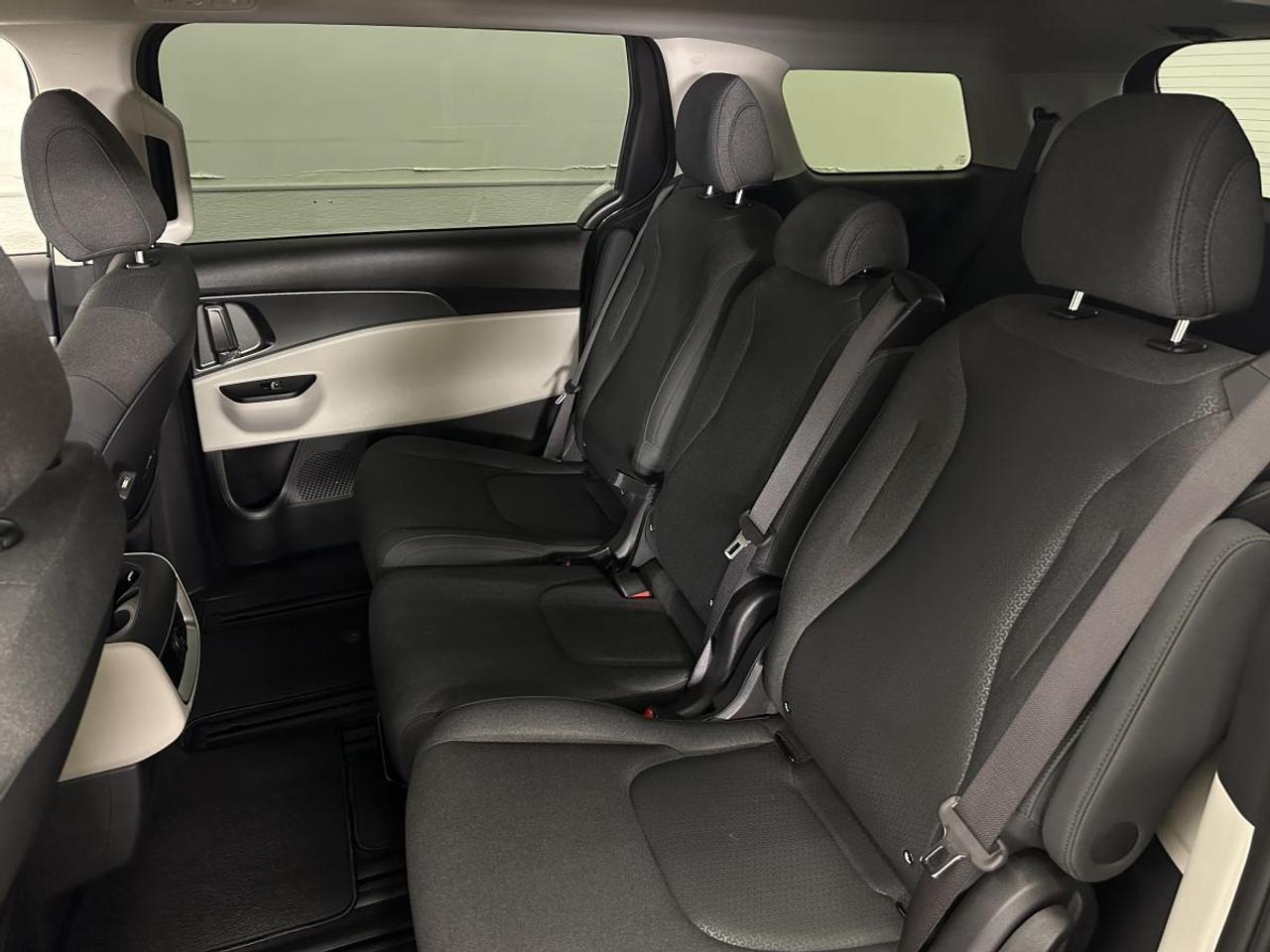 2024 Kia Carnival LX/53KM/OFF 1 OWNER KIA LEASE! Photo