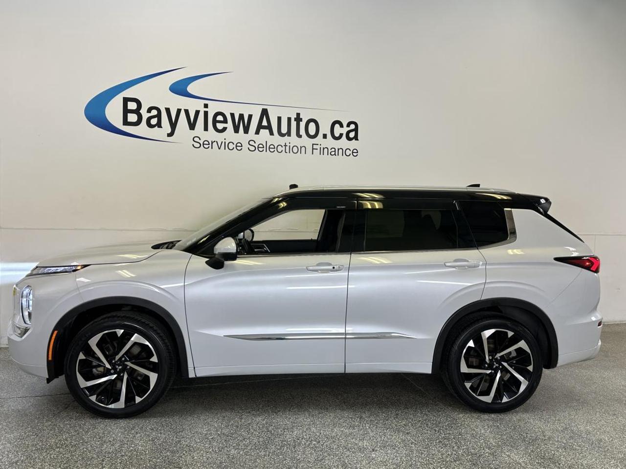 2024 Mitsubishi Outlander GT PREMIUM/AWD/7 PASSENGER/LEATHER/ROOF/NAVI/OFF MITSUBISHI LEASE! Photo