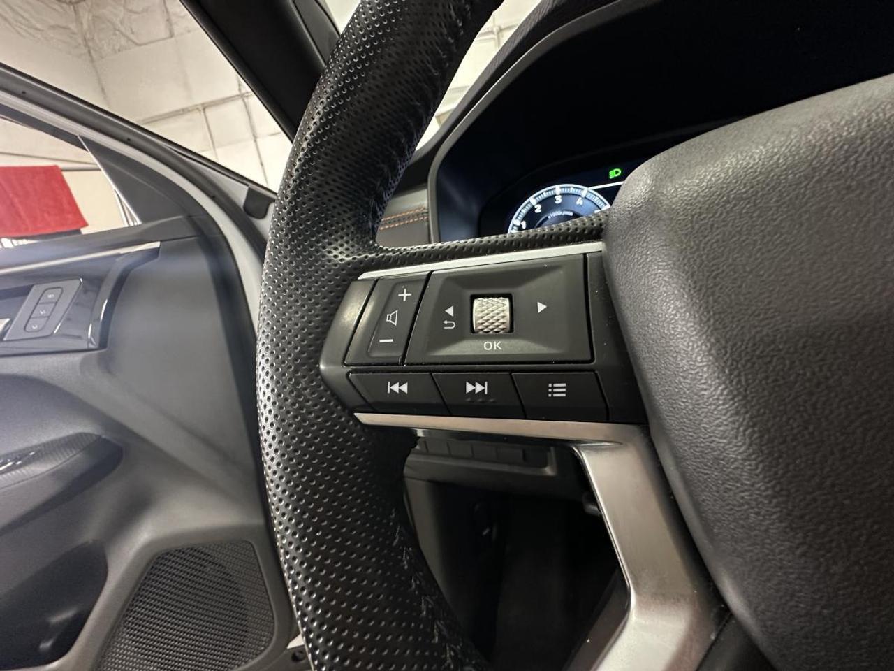 2024 Mitsubishi Outlander GT PREMIUM/AWD/7 PASSENGER/LEATHER/ROOF/NAVI/OFF MITSUBISHI LEASE! Photo