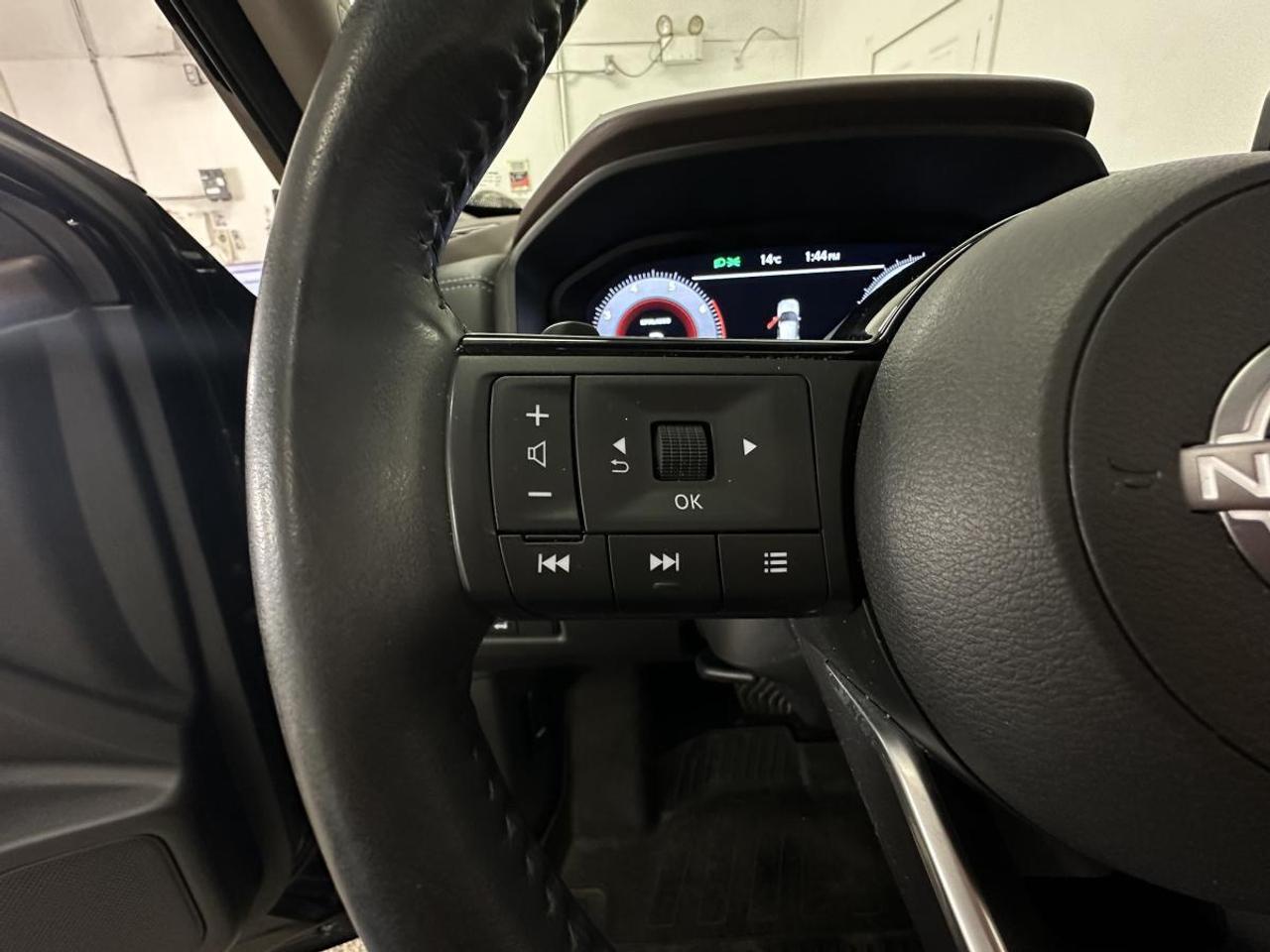 2023 Nissan Rogue Platinum PLATINUM/AWD/LEATHER/46KM/LOCAL TRADE! Photo