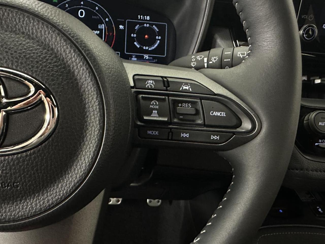 2026 Toyota GR Corolla GR CORE/AWD/MANUAL/300HP/1400KM/APPLE CARPLAY/HEATED SUEDE/HEATED WHEEL! Photo
