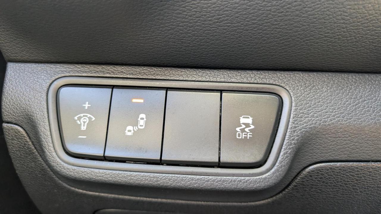 2023 Kia Forte EX+ Photo