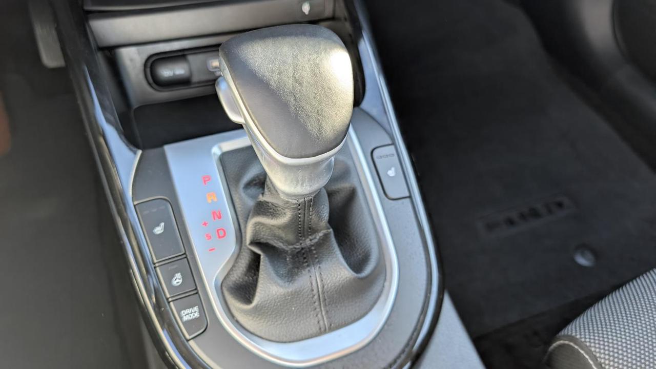 2023 Kia Forte EX+ Photo