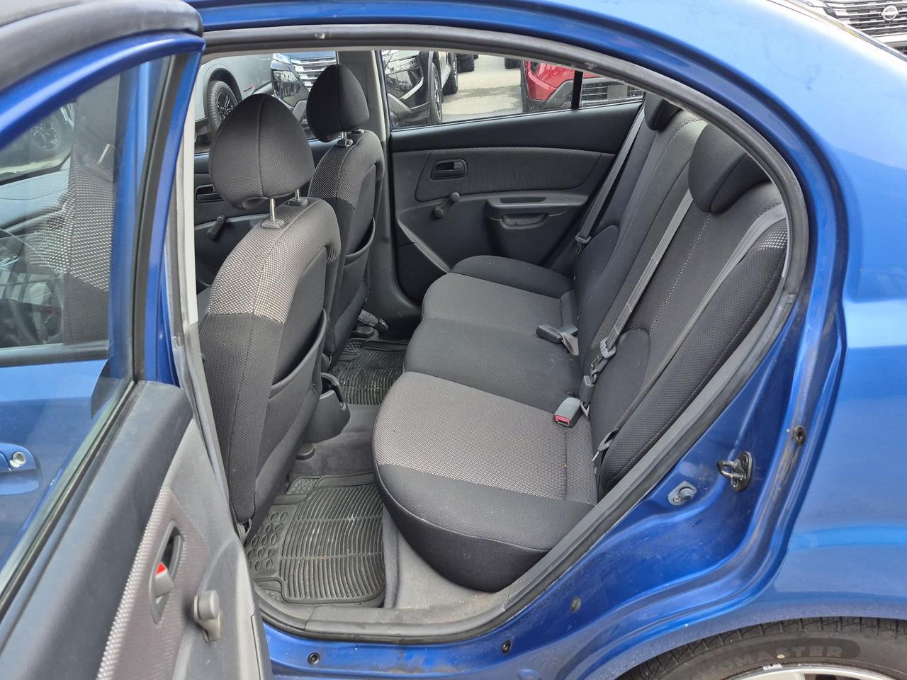 2006 Kia Rio AS IS Photo