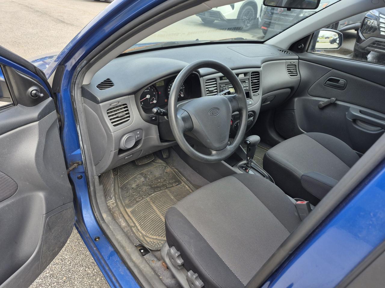 2006 Kia Rio AS IS Photo