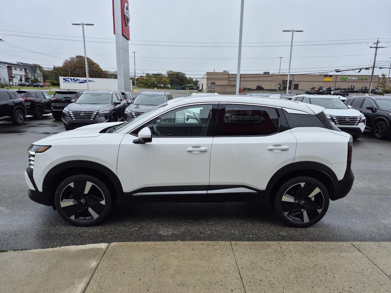 2025 Nissan Kicks SR AWD BOSE AUDIO, 360 CAMERA Photo3