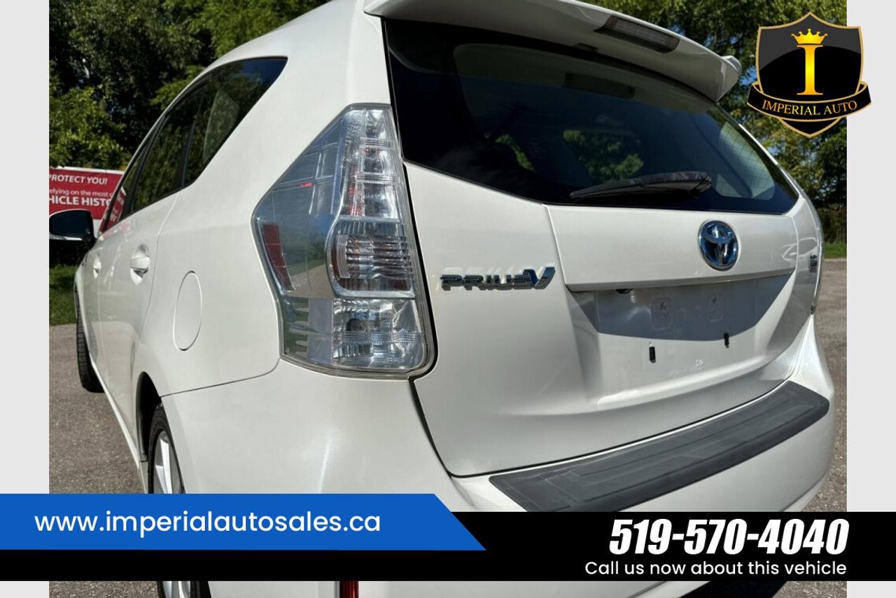 2012 Toyota Prius V Photo
