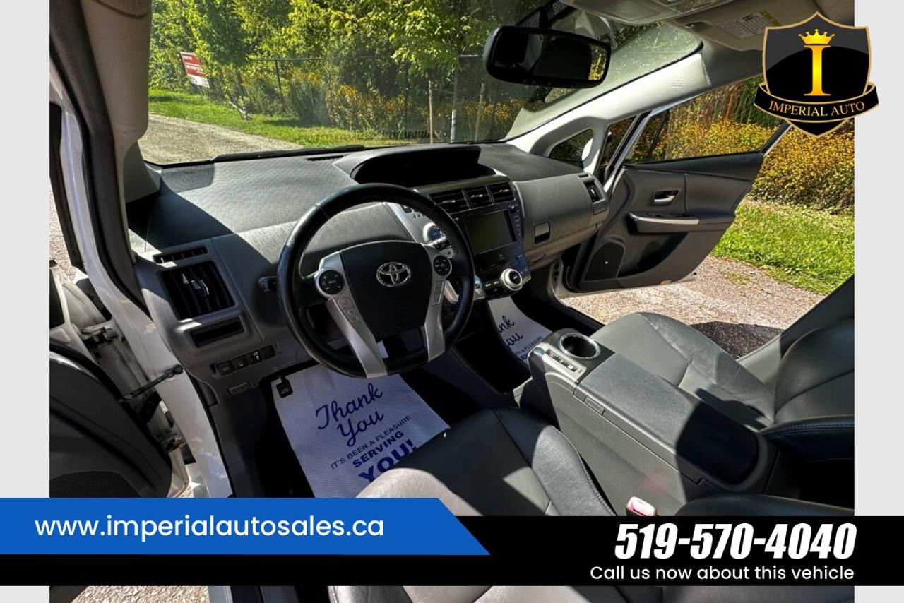2012 Toyota Prius V Photo
