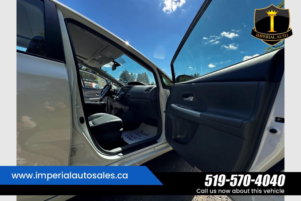 2012 Toyota Prius V Photo