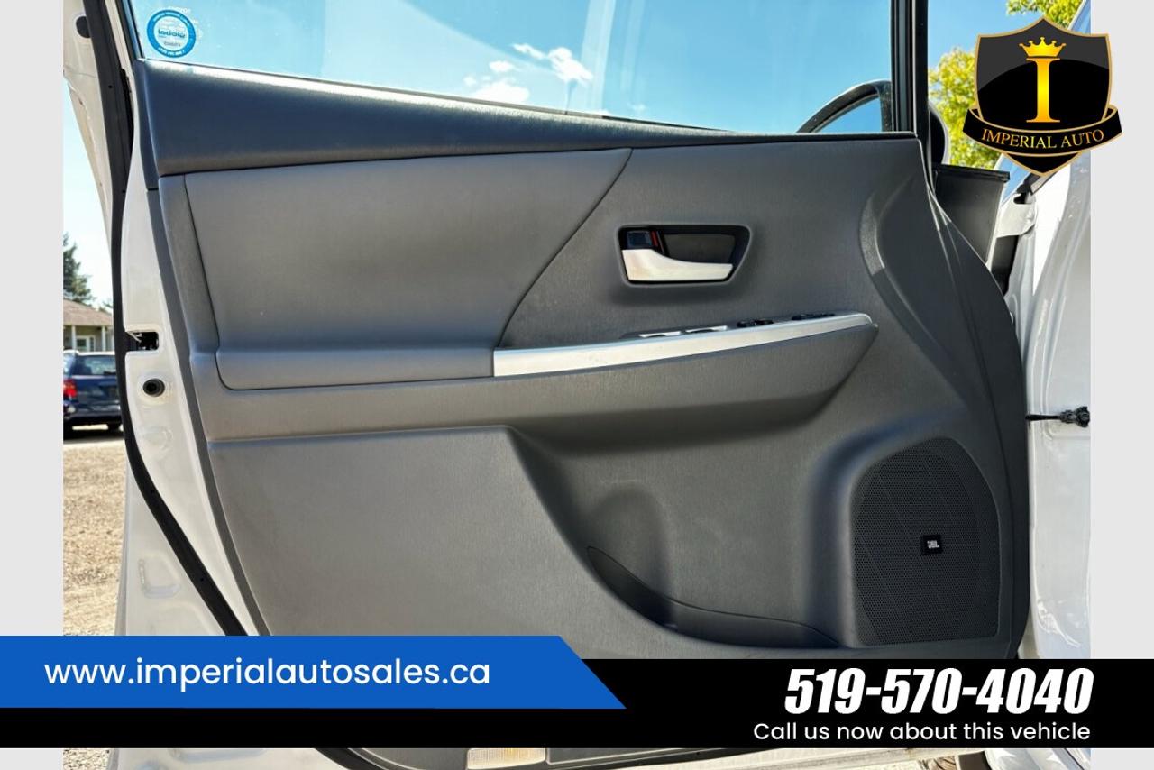 2012 Toyota Prius V Photo