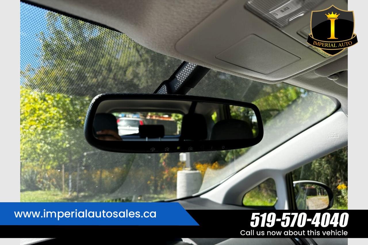 2012 Toyota Prius V Photo
