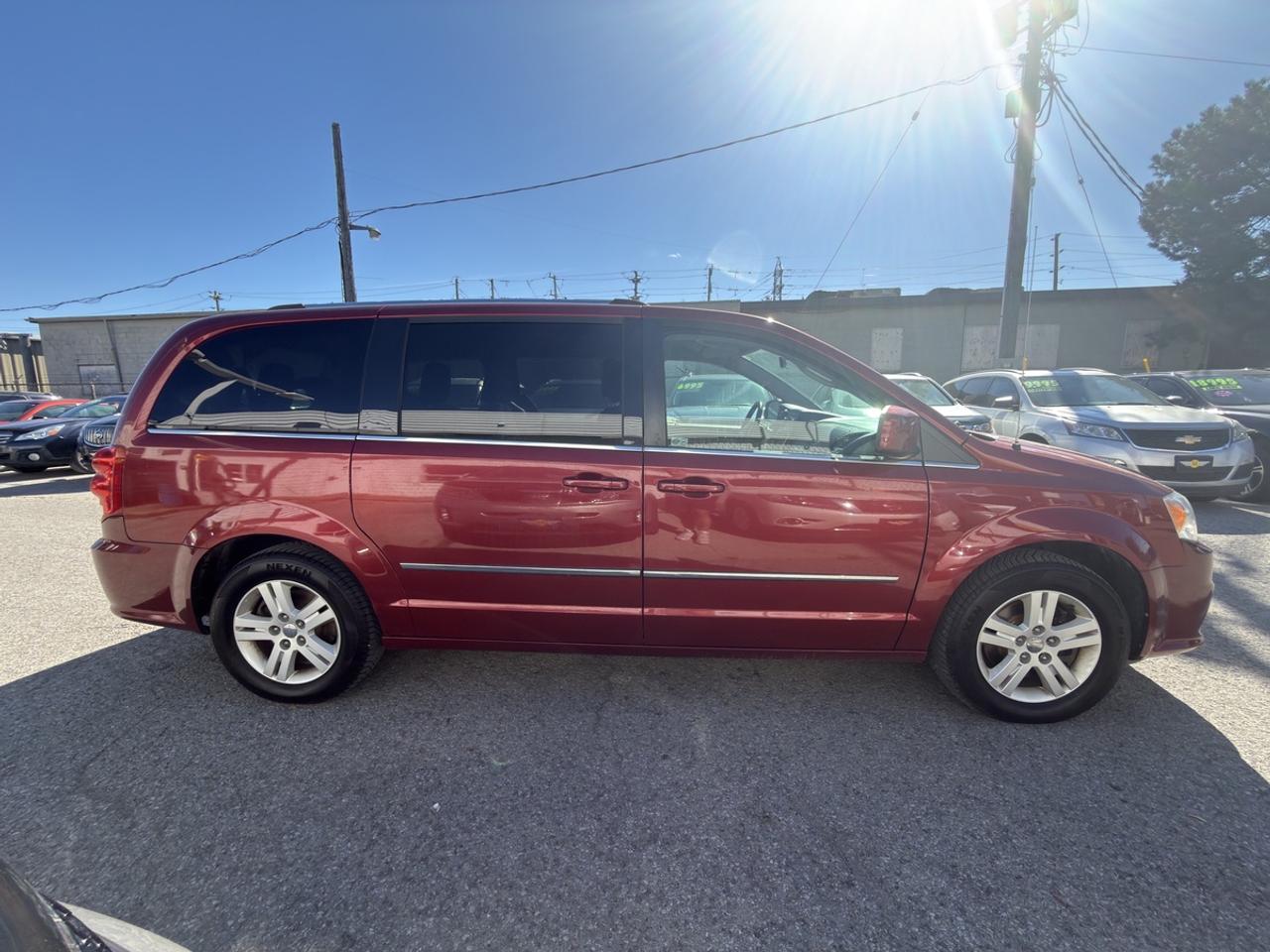 2015 Dodge Grand Caravan Crew - ONE OWNER VEHICLE!! Photo