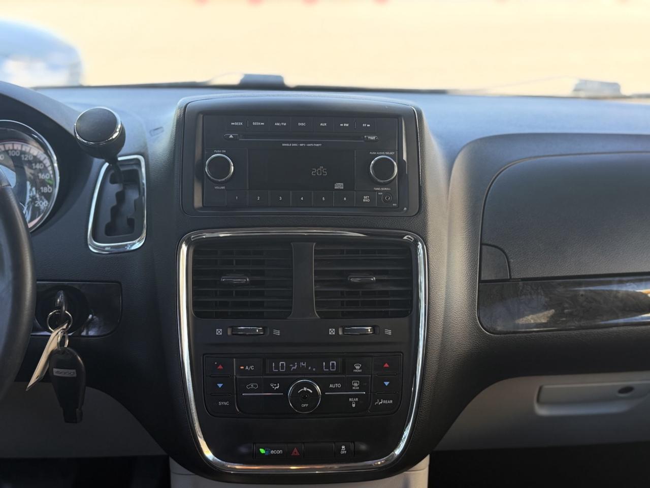 2015 Dodge Grand Caravan Crew - ONE OWNER VEHICLE!! Photo