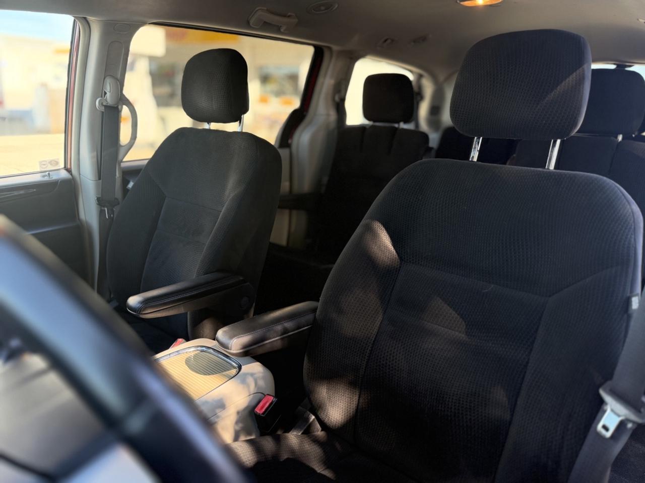 2015 Dodge Grand Caravan Crew - ONE OWNER VEHICLE!! Photo