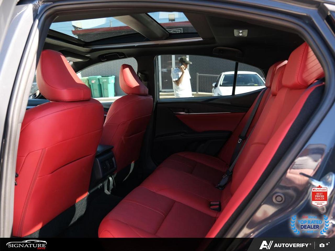 2025 Toyota Camry HYBRID XSE No Accident Red Leather Cooled Seats Photo