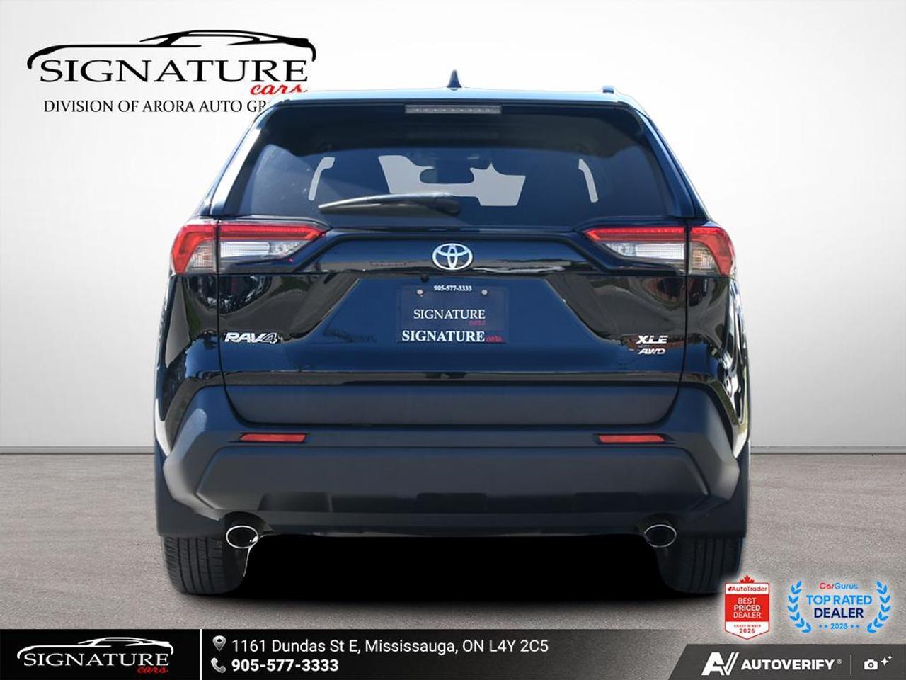 2024 Toyota RAV4 XLE AWD No Accident Sunroof Carplay BSM Photo
