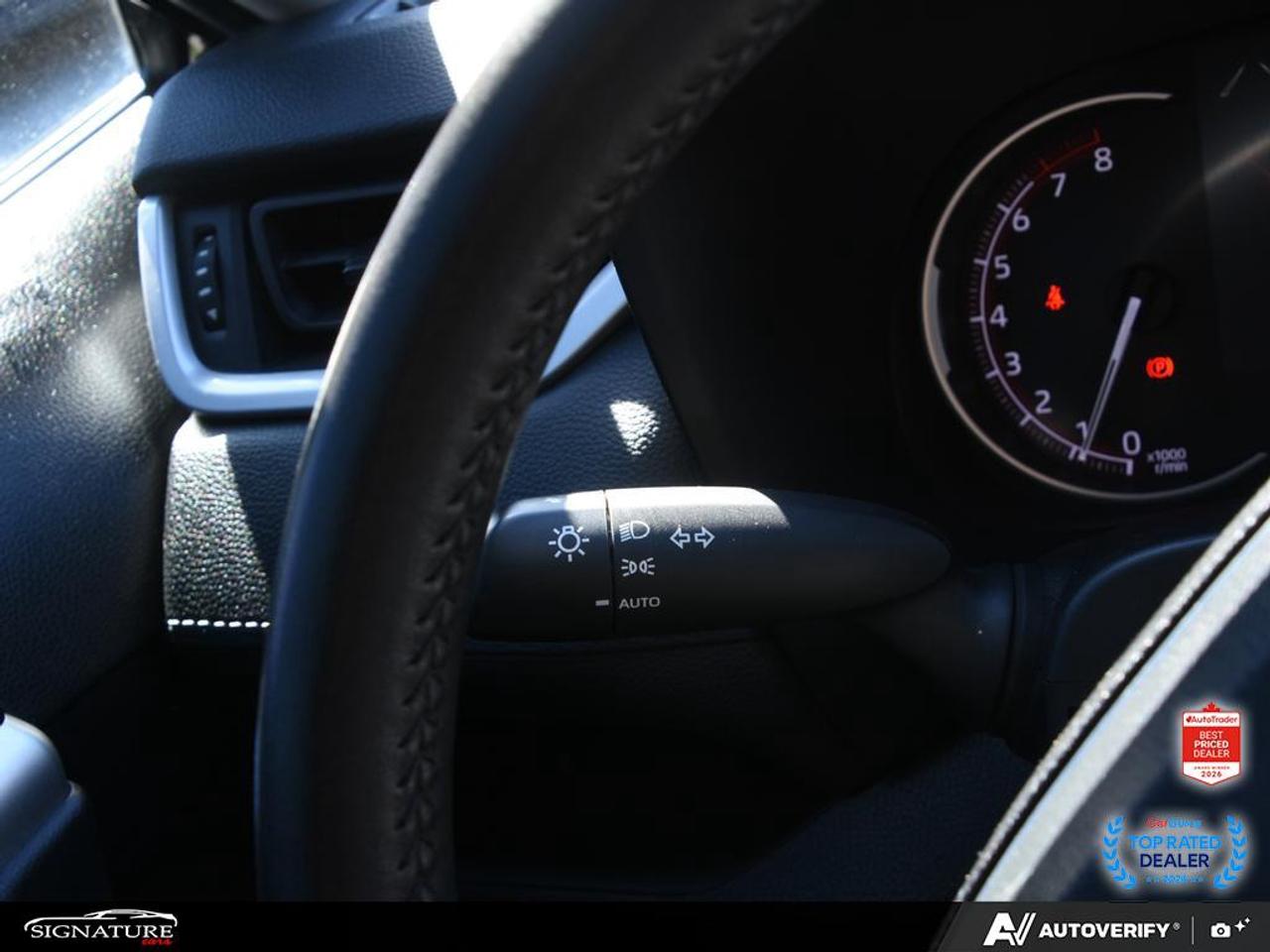 2024 Toyota RAV4 XLE AWD No Accident Sunroof Carplay BSM Photo