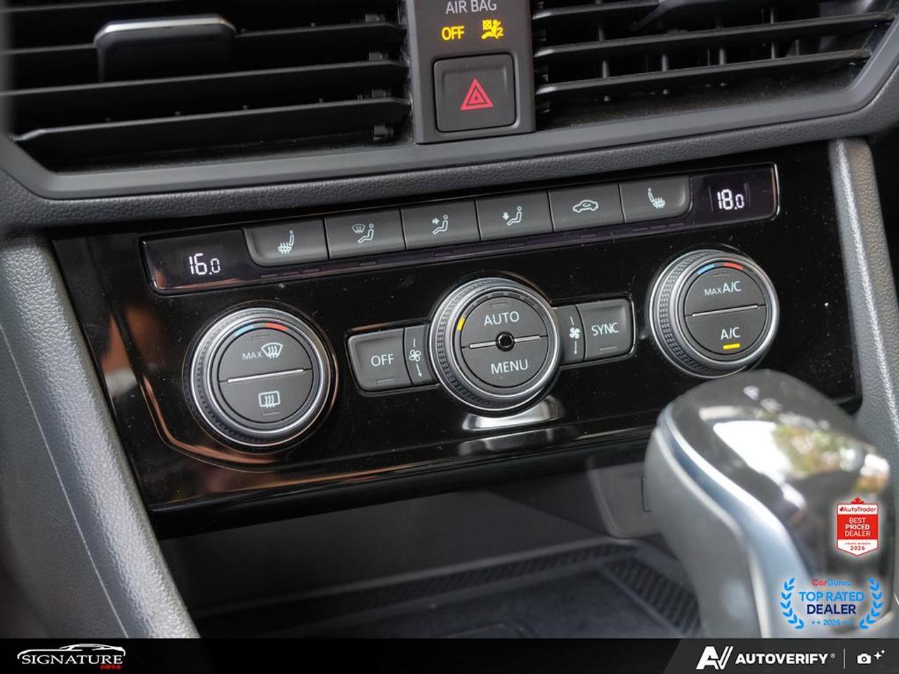 2024 Volkswagen Jetta Comfortline Sport Pkg No Accident Sunroof Ambient Photo