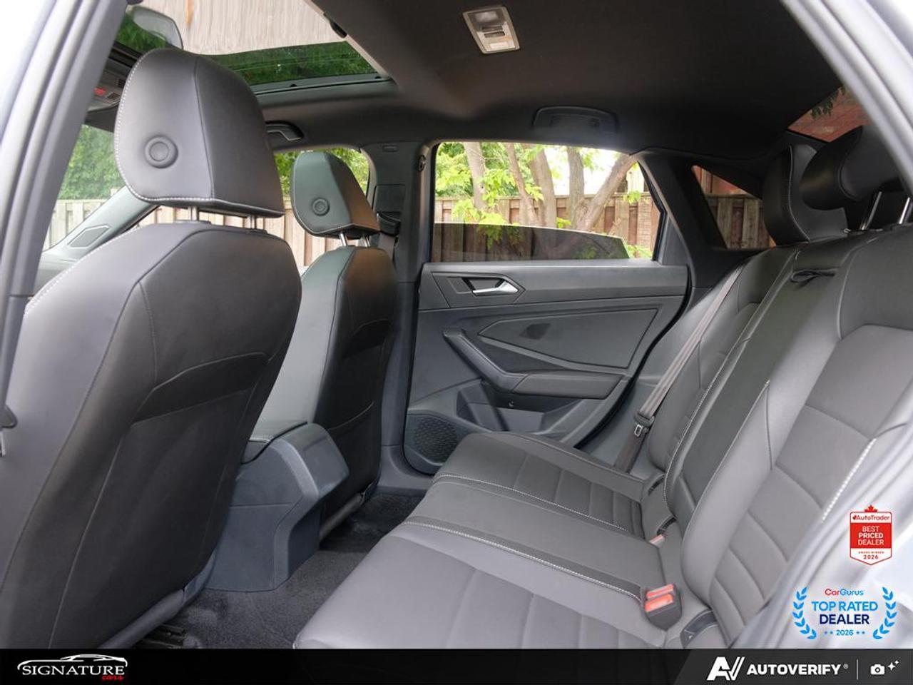 2024 Volkswagen Jetta Comfortline Sport Pkg No Accident Sunroof Ambient Photo