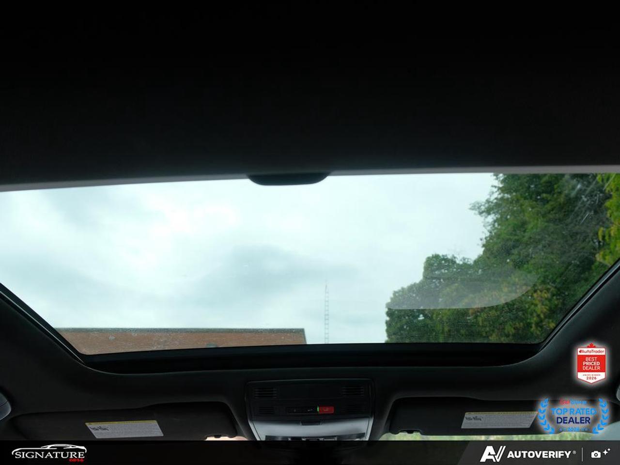 2024 Volkswagen Jetta Comfortline Sport Pkg No Accident Sunroof Ambient Photo