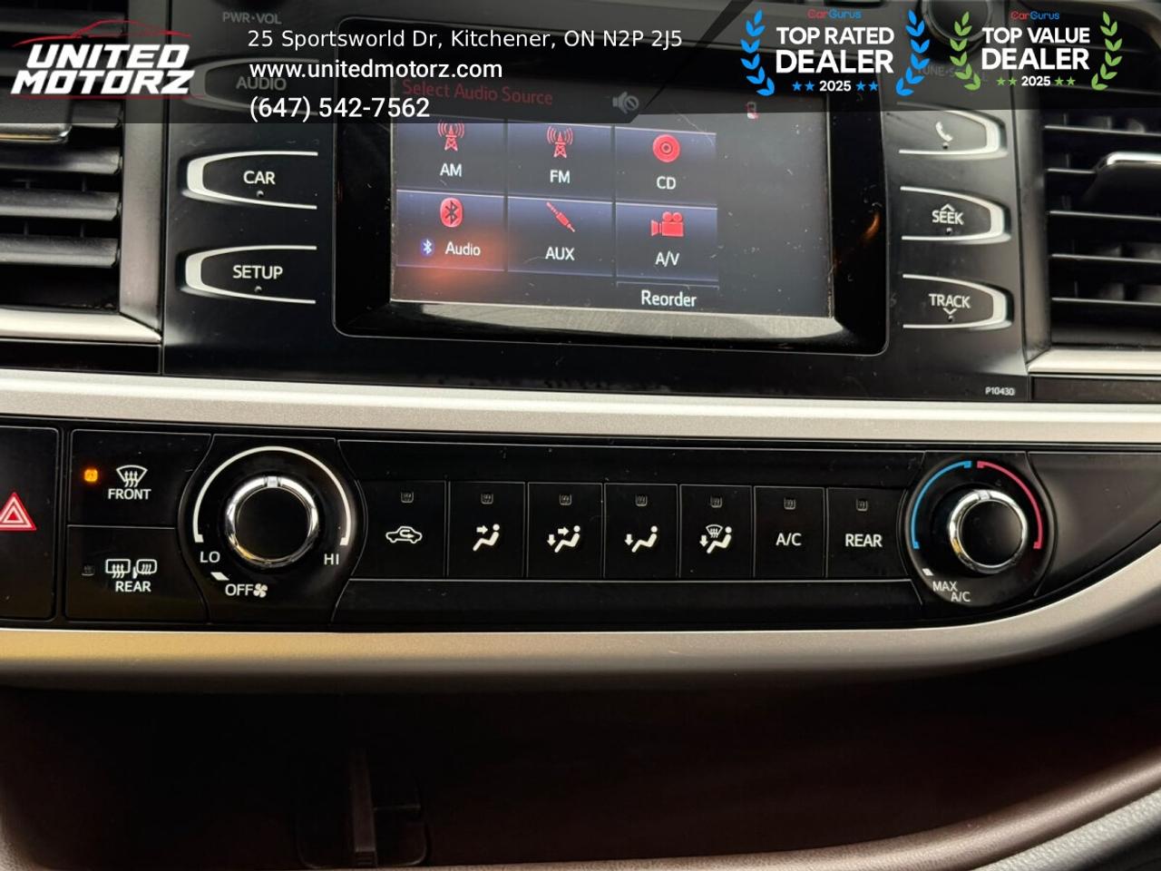 2014 Toyota Highlander LE AWD 3.5L 6cyl~SAFETY CERTIFIED~ Photo