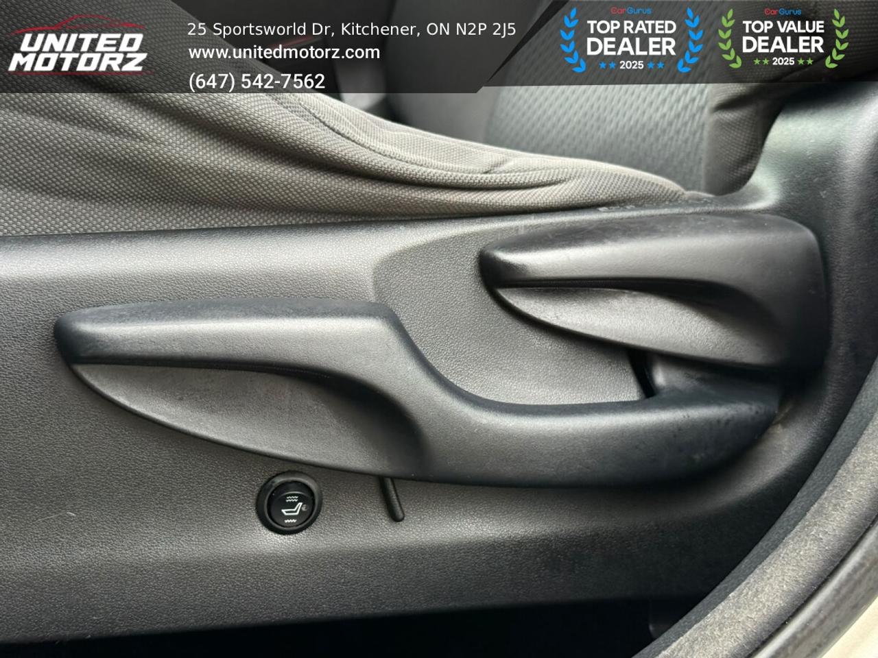 2014 Toyota Highlander LE AWD 3.5L 6cyl~SAFETY CERTIFIED~ Photo