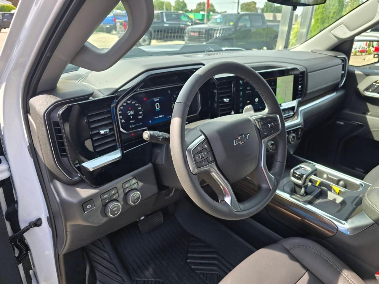 2026 Chevrolet Silverado 1500 Crew Cab Short Box 4-Wheel Drive LT Trail Boss Photo