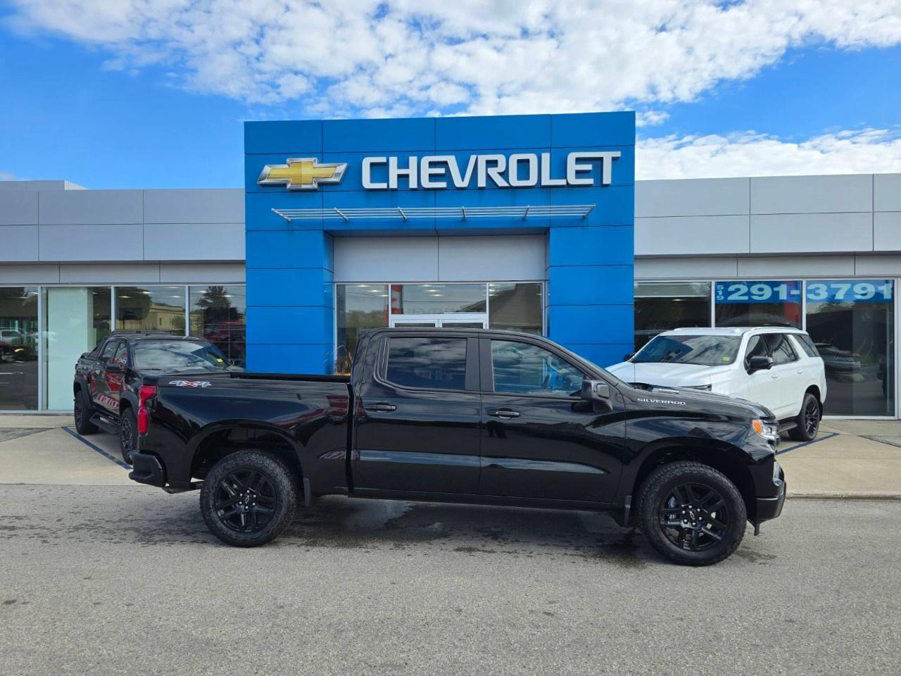 2026 Chevrolet Silverado 1500 Crew Cab Short Box 4-Wheel Drive RST Photo1