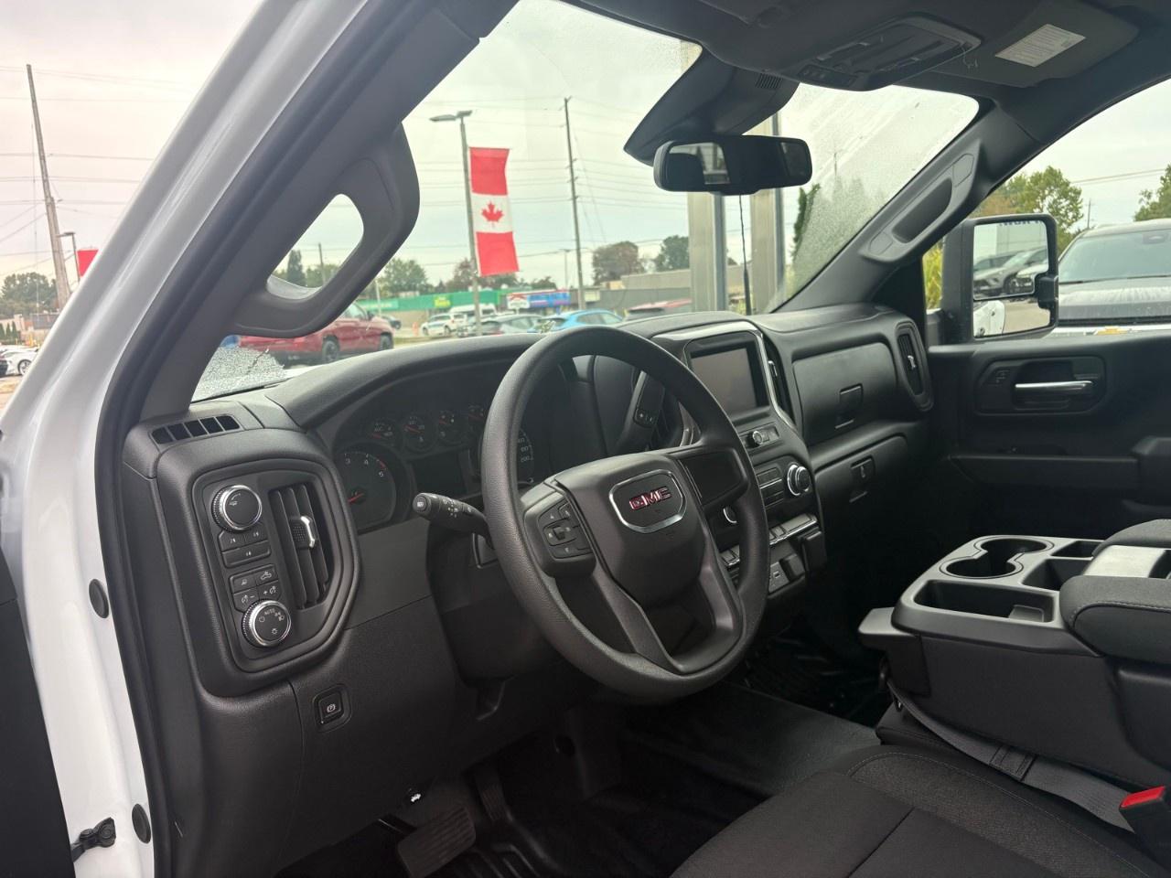 2026 GMC Sierra 3500 HD 4WD Crew Cab Long Box Pro Photo