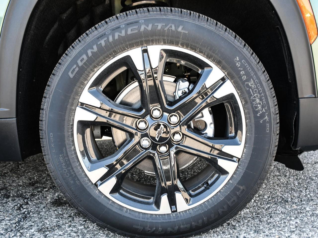 2027 Chevrolet Traverse LT Photo