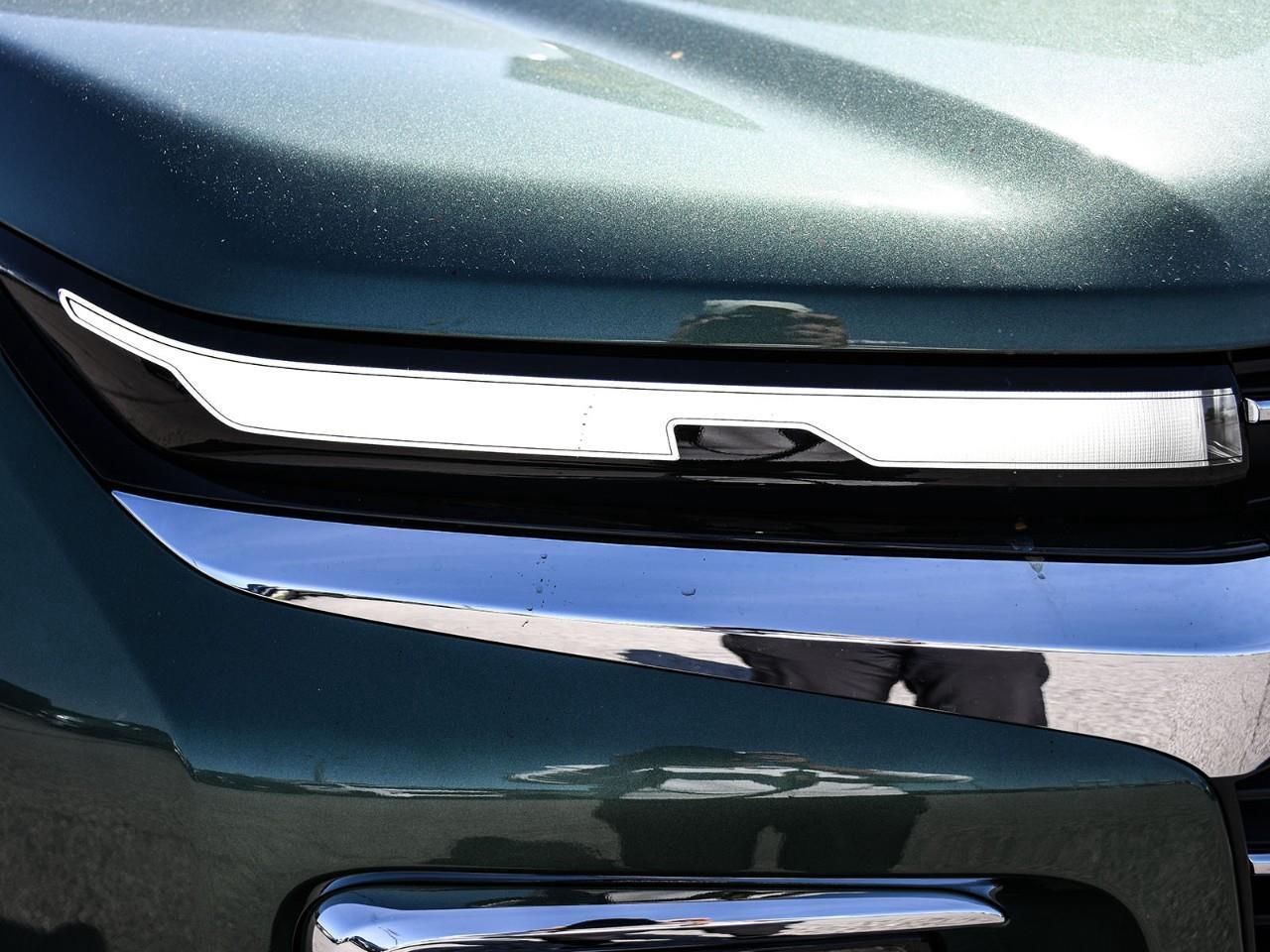 2027 Chevrolet Traverse LT Photo