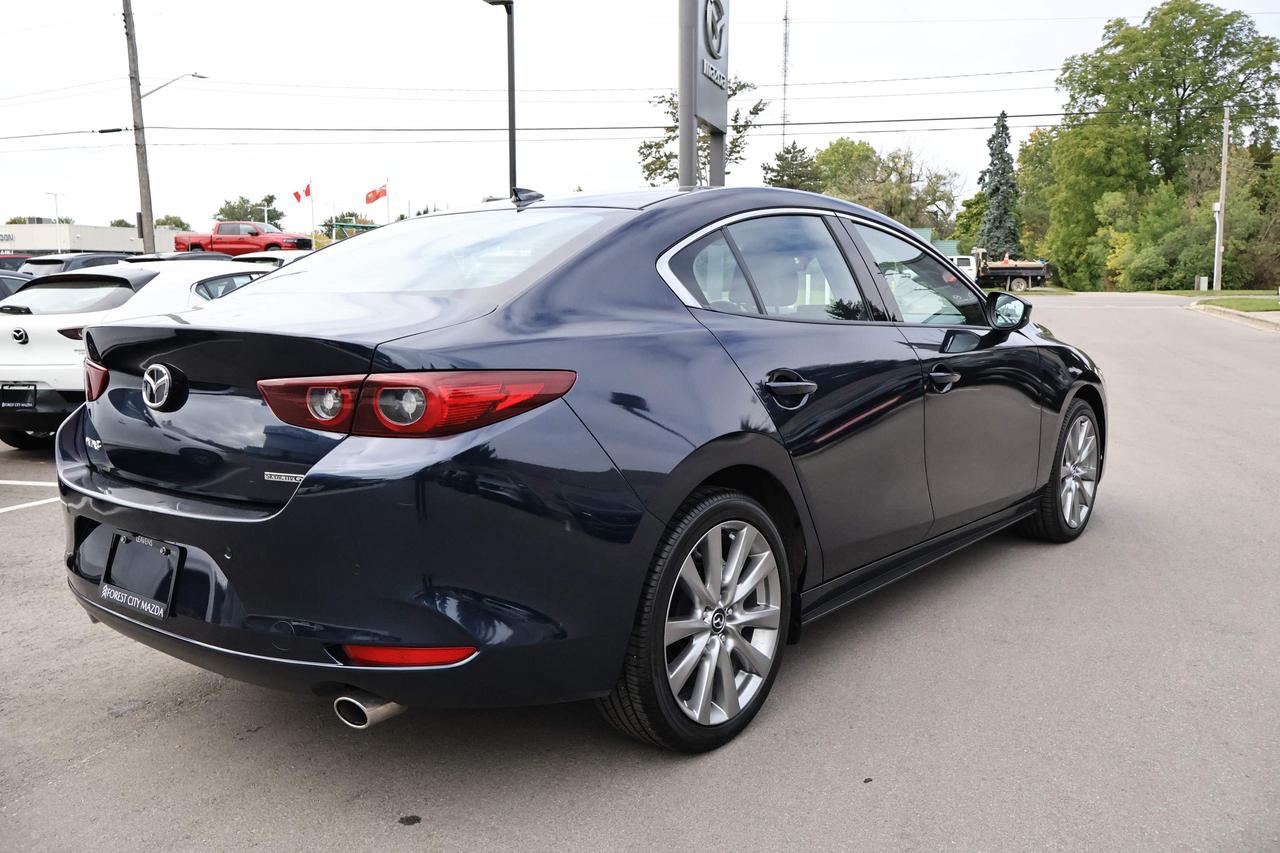 2025 Mazda MAZDA3 GT Photo