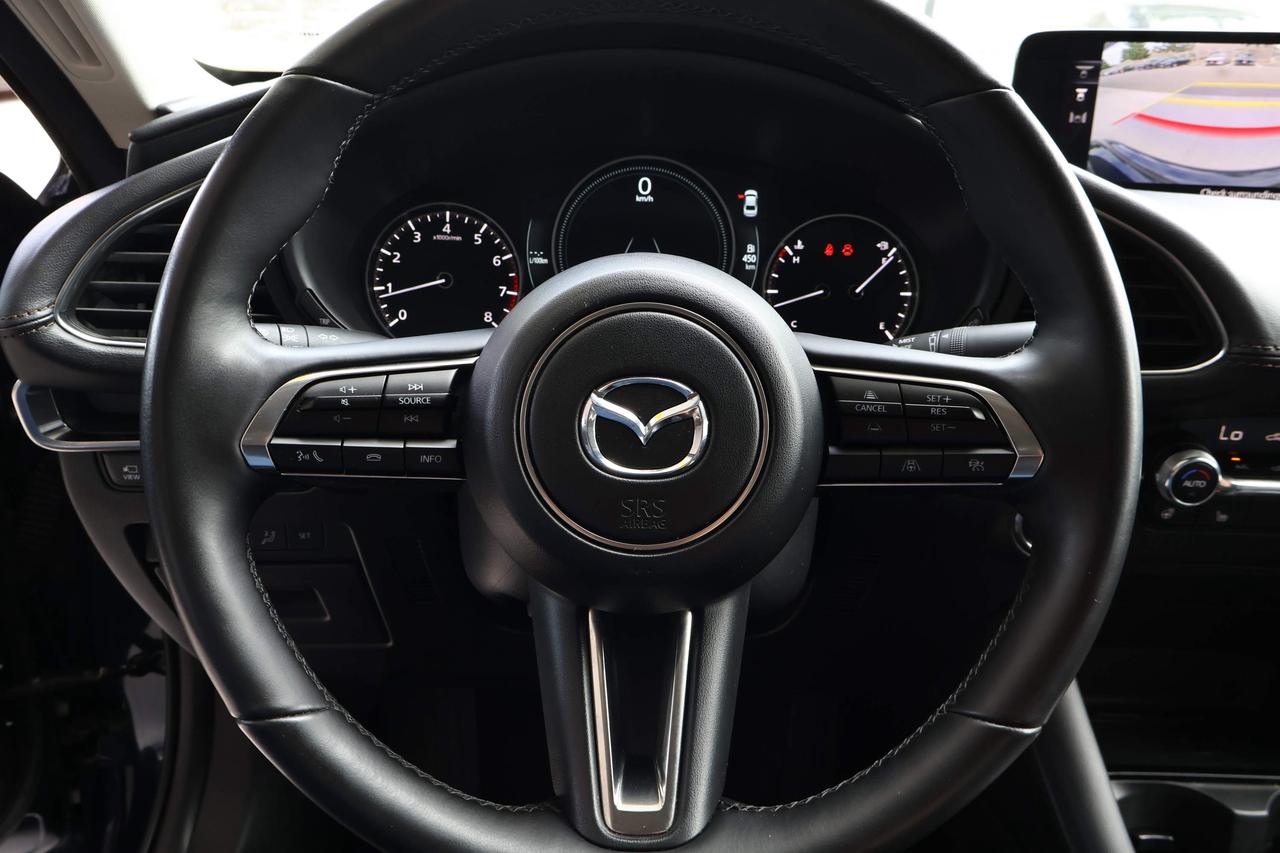 2025 Mazda MAZDA3 GT Photo