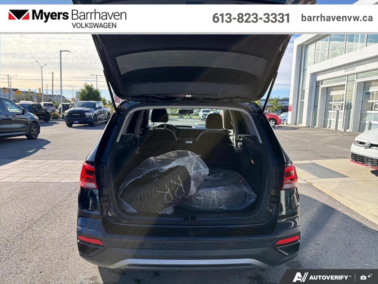 2022 Volkswagen Taos Trendline 4MOTION  - Heated Seats Photo