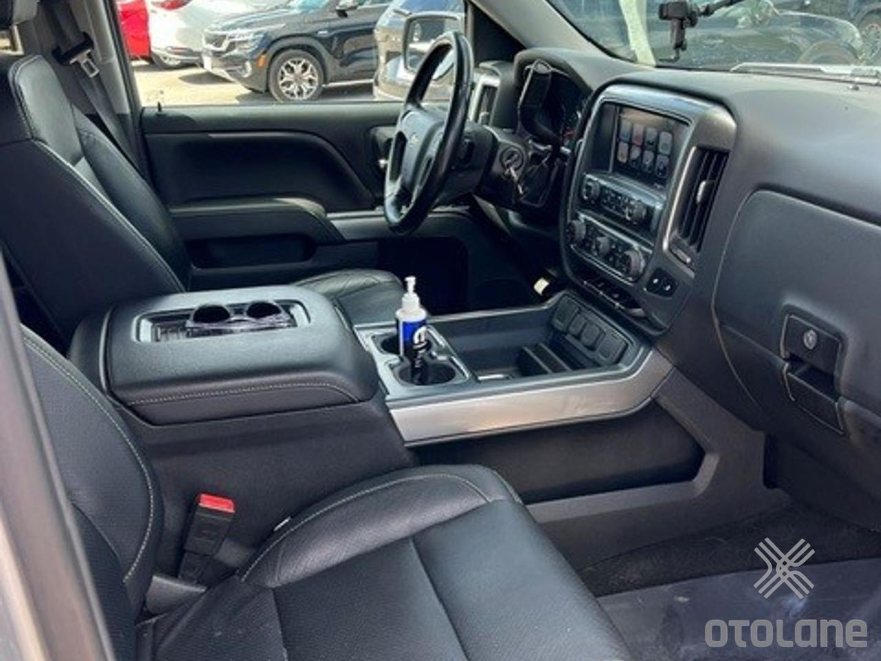 2018 Chevrolet Silverado 1500 LT 4x4 Photo