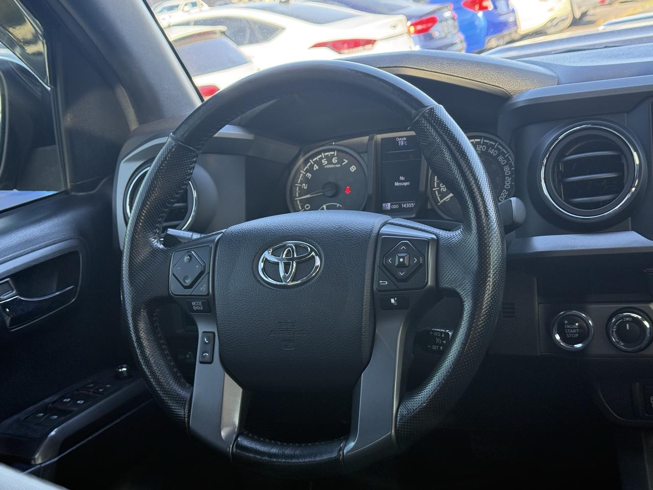 2016 Toyota Tacoma 4WD Double Cab V6 Auto SR5 Photo