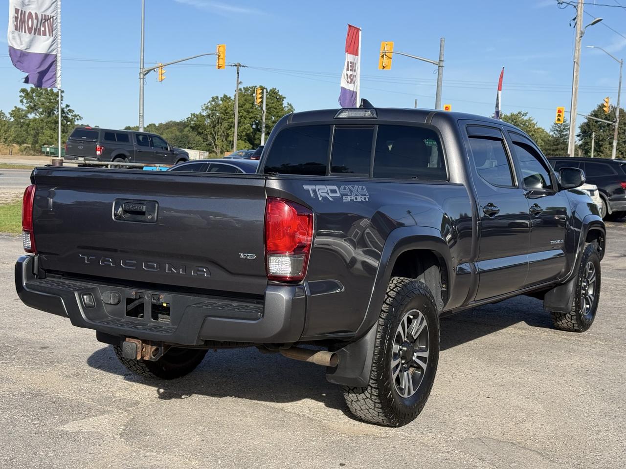 2016 Toyota Tacoma 4WD Double Cab V6 Auto SR5 Photo