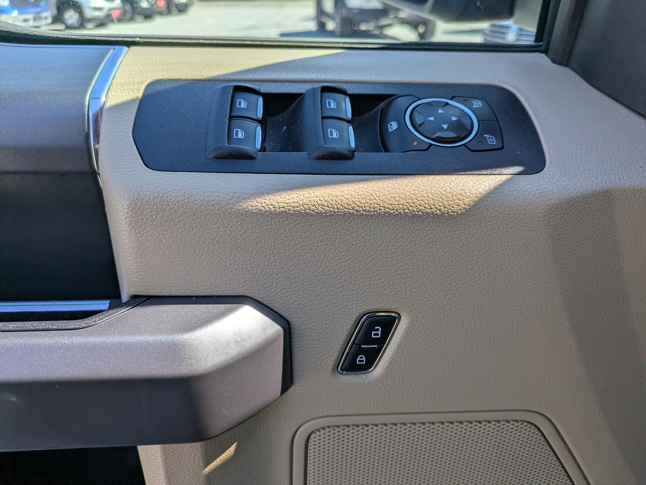 2020 Ford F-150 XLT 2WD SuperCrew 5.5' Box Photo
