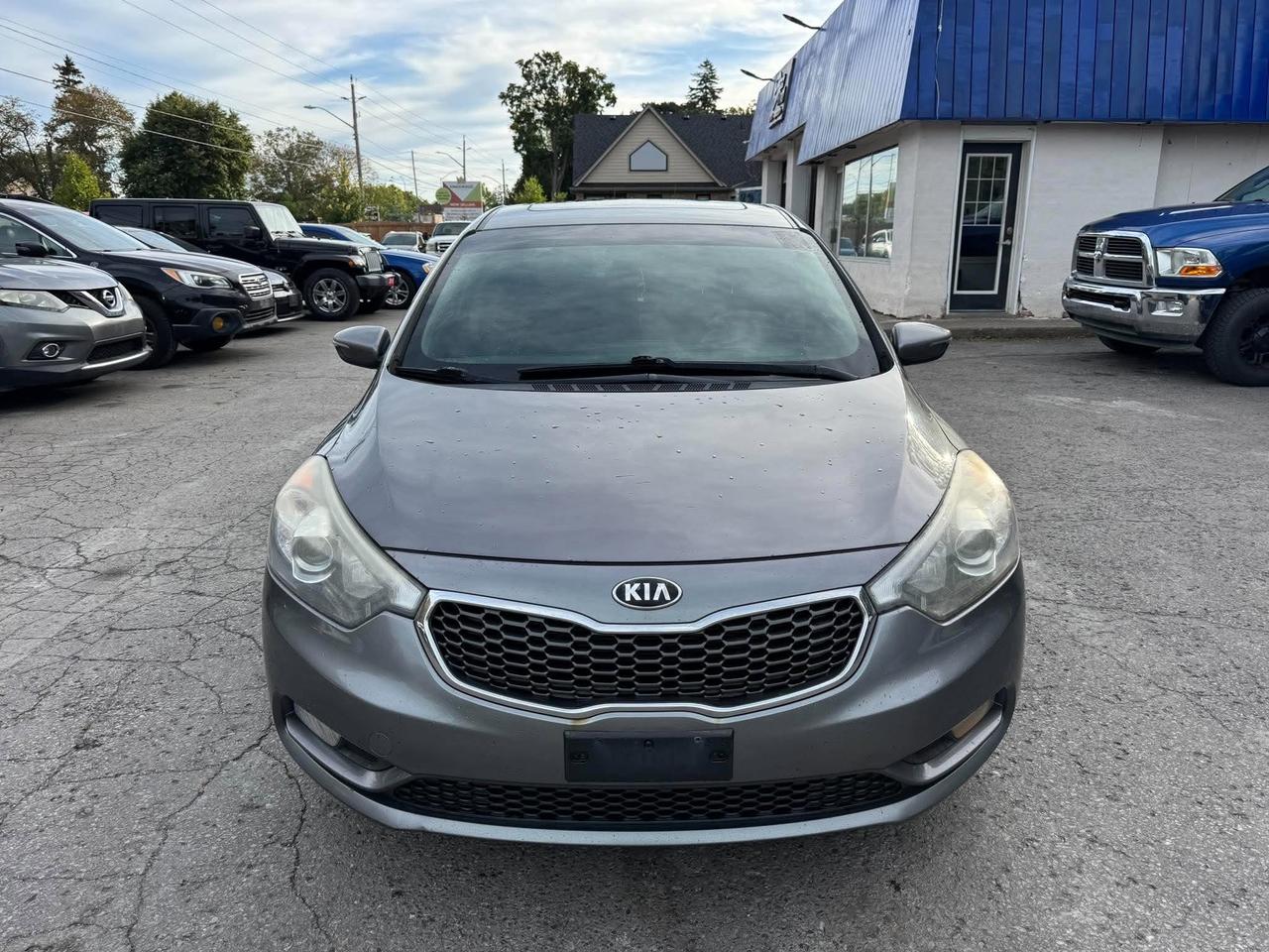 2016 Kia Forte 4dr Sdn Auto EX w/Sunroof - Photo #2