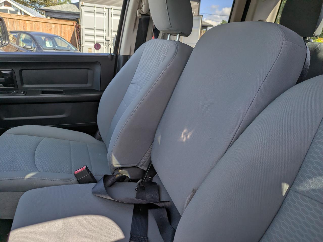 2018 RAM 1500 4x4 Quad Cab 6'4" Box Photo
